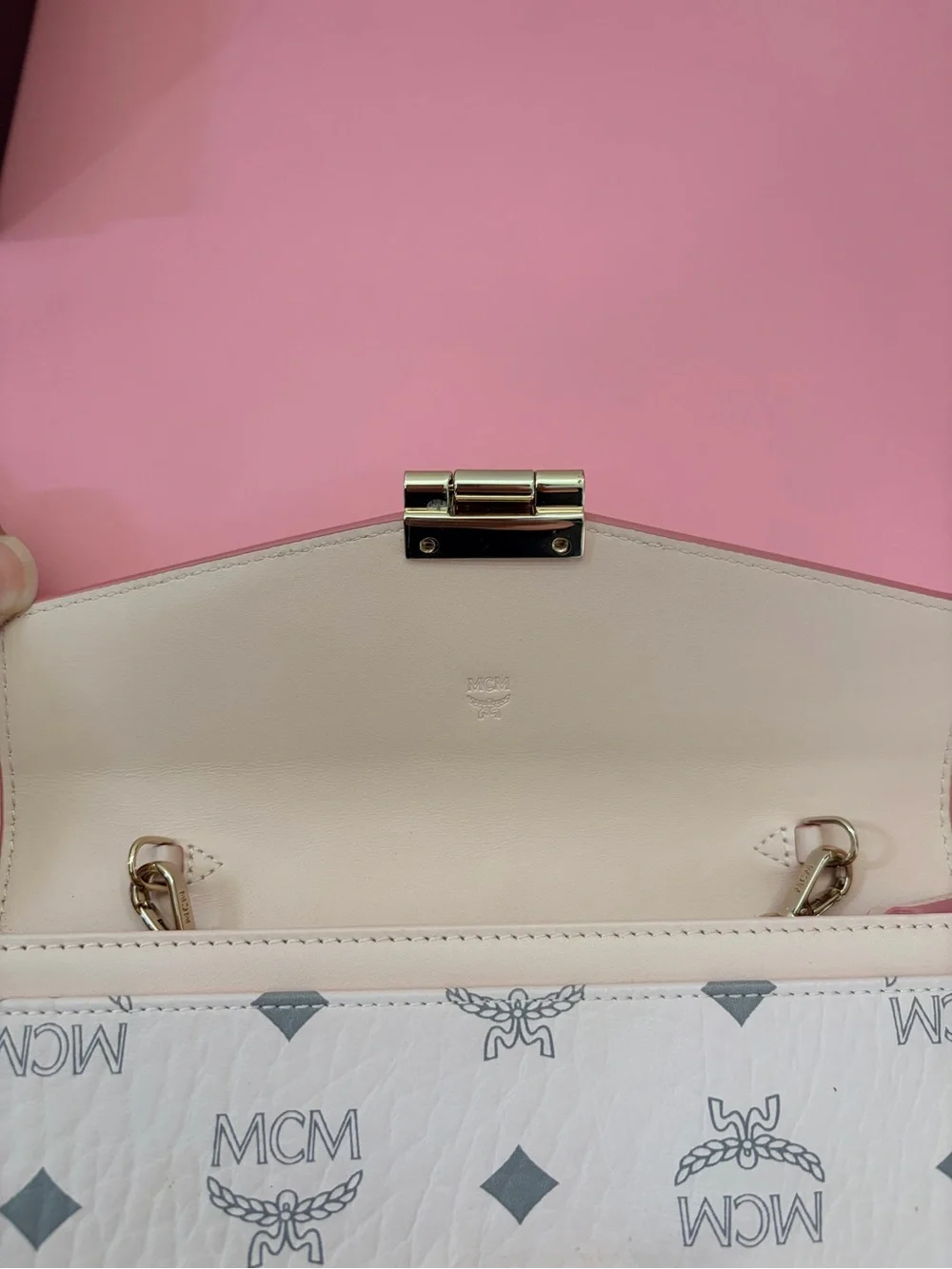 MCM powder pink